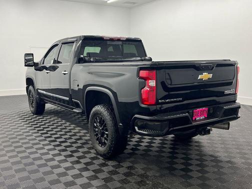 2024 Chevrolet Silverado 3500 High Country