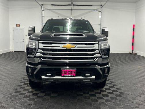 2024 Chevrolet Silverado 3500 High Country