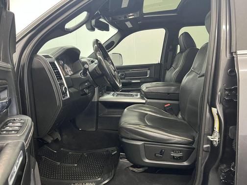 2018 RAM 3500 Limited Crew Cab 4x4 6'4' Box