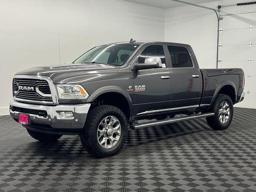 2018 RAM 3500 Limited Crew Cab 4x4 6'4' Box