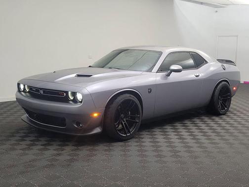 2016 Dodge Challenger R/T Scat Pack