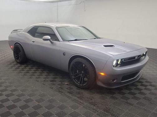 2016 Dodge Challenger R/T Scat Pack