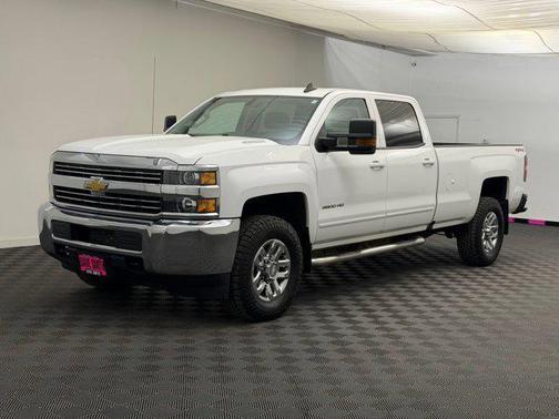 2016 Chevrolet Silverado 3500 LT