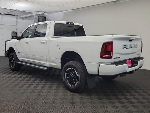 2025 RAM 2500 Laramie Crew Cab 4x4 6'4' Box