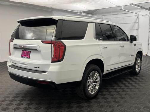 2024 GMC Yukon SLT
