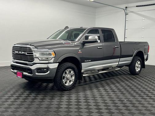 2019 RAM 2500 Laramie Crew Cab 4x4 8' Box