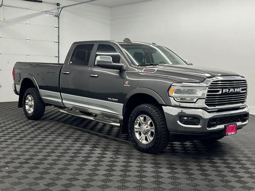 2019 RAM 2500 Laramie Crew Cab 4x4 8' Box
