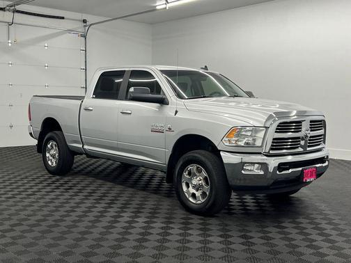 2018 RAM 2500 Big Horn Crew Cab 4x4 6'4' Box