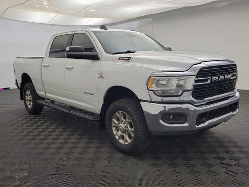 2019 RAM 2500 Big Horn Crew Cab 4x4 6'4' Box
