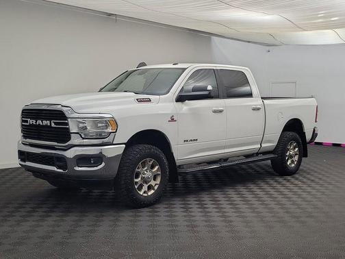 2019 RAM 2500 Big Horn Crew Cab 4x4 6'4' Box