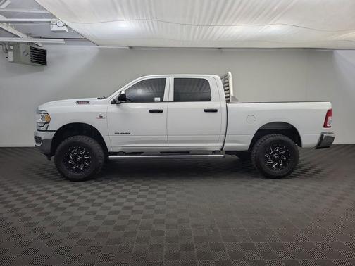 2021 RAM 2500 Tradesman Crew Cab 4x4 6'4' Box