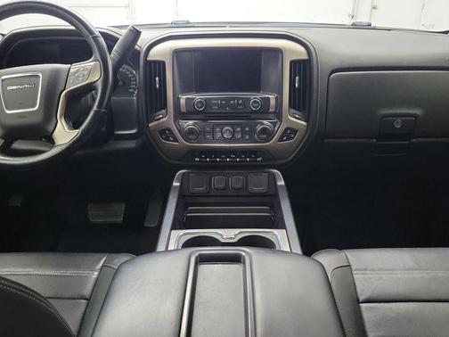 2015 GMC Sierra 2500 Denali