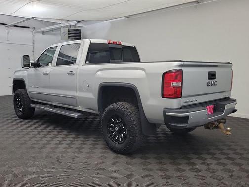 2015 GMC Sierra 2500 Denali