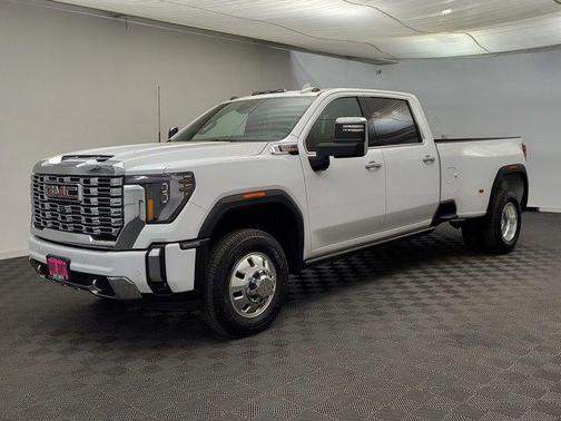 Summit White 2024 GMC Sierra 3500 Denali