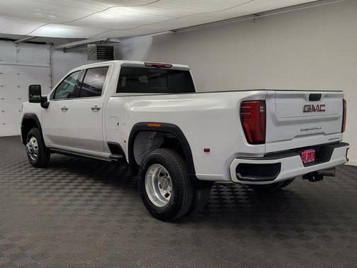 Summit White 2024 GMC Sierra 3500 Denali