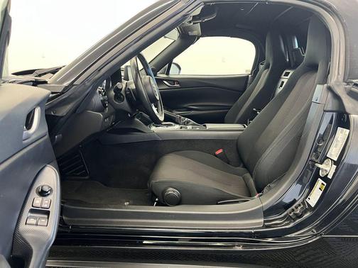 2020 Mazda MX-5 Miata Sport