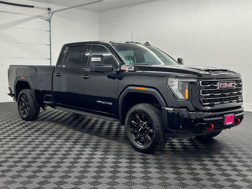 2025 GMC Sierra 3500 AT4