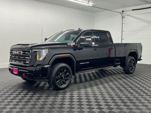 2025 GMC Sierra 3500 AT4