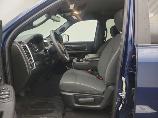 2021 RAM 1500 Classic Warlock Quad Cab 4x4 6'4' Box