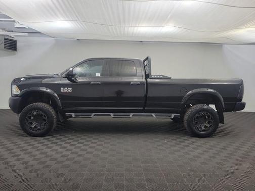 2018 RAM 2500 Tradesman Crew Cab 4x4 8' Box