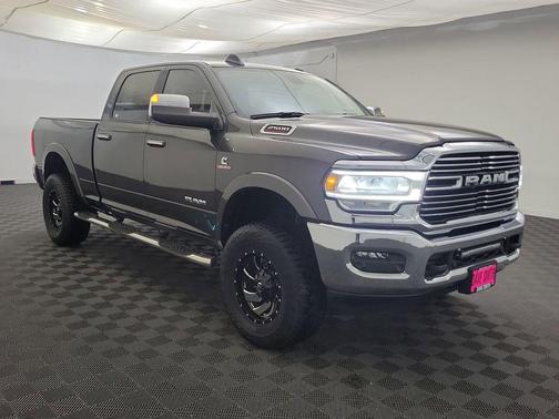 2021 RAM 2500 Laramie Crew Cab 4x4 6'4' Box