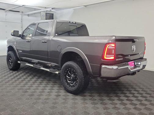 2021 RAM 2500 Laramie Crew Cab 4x4 6'4' Box