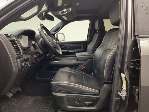 2022 RAM 3500 Limited Crew Cab 4x4 8' Box