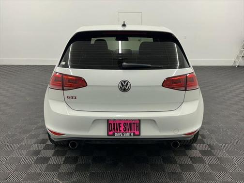 2017 Volkswagen Golf GTI 2.0T S 4-Door