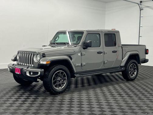 2022 Jeep Gladiator Overland
