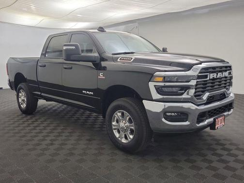 2025 RAM 2500 Big Horn Crew Cab 4x4 6'4' Box