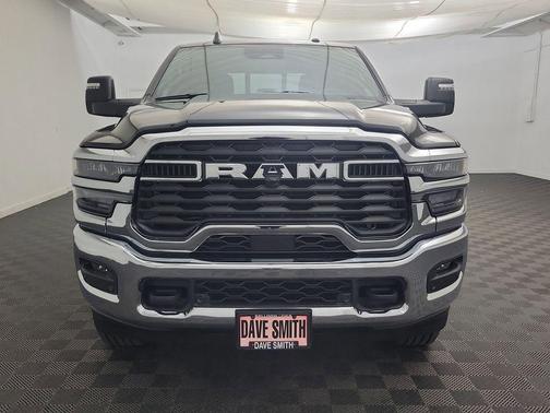 2025 RAM 2500 Big Horn Crew Cab 4x4 6'4' Box