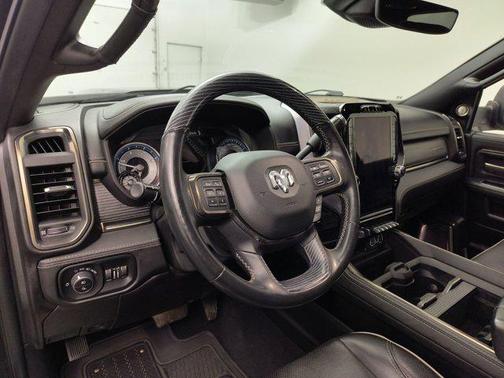 2020 RAM 2500 Limited Crew Cab 4X4 6'4' Box