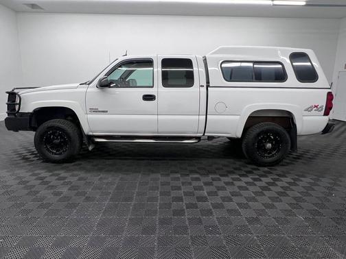 Summit White 2003 Chevrolet Silverado 2500 LT H/D Extended Cab