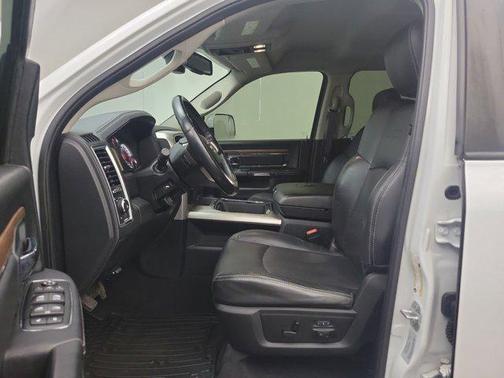 2016 RAM 3500 Laramie