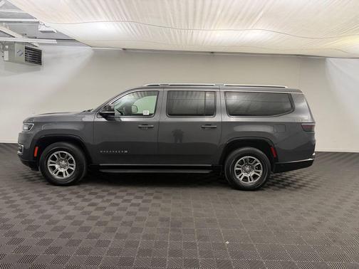 Baltic Gray Metallic Clearcoat 2024 Jeep Wagoneer L Series I 4x4