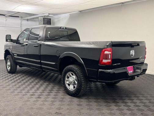 2024 RAM 3500 Limited Crew Cab 4x4 8' Box