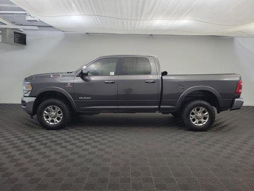 2022 RAM 2500 Laramie Crew Cab 4x4 6'4' Box
