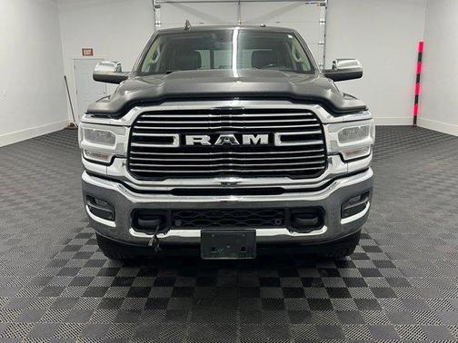 2019 RAM 2500 Laramie Crew Cab 4x4 8' Box