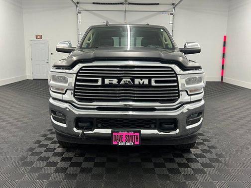 2019 RAM 2500 Laramie Crew Cab 4x4 8' Box
