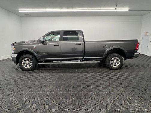 2019 RAM 2500 Laramie Crew Cab 4x4 8' Box
