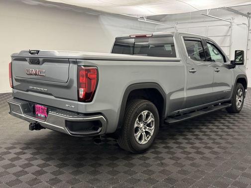 2025 GMC Sierra 1500 SLE