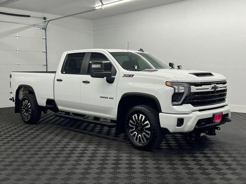 2024 Chevrolet Silverado 3500 LT