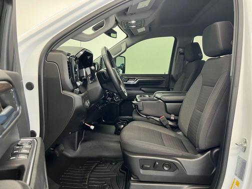 2024 Chevrolet Silverado 3500 LT