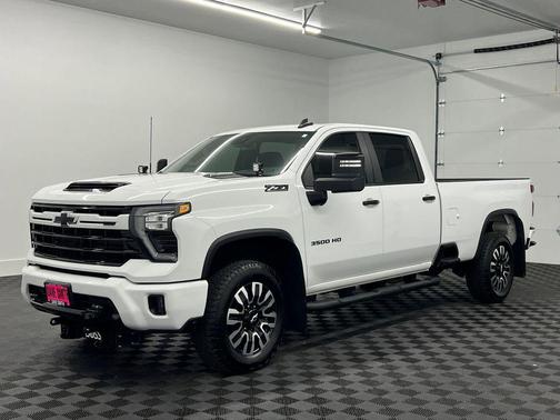 2024 Chevrolet Silverado 3500 LT