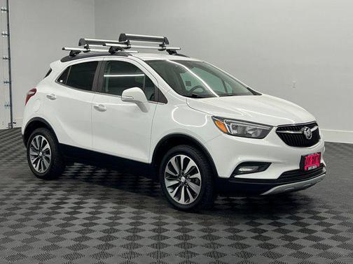 Summit White 2018 Buick Encore Preferred II