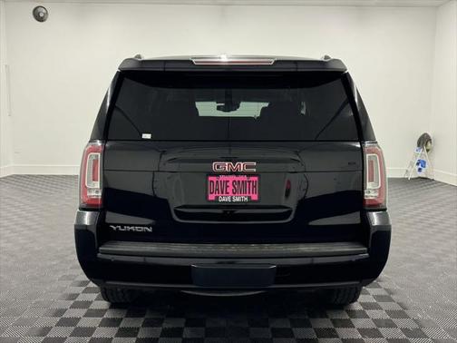 2017 GMC Yukon SLT
