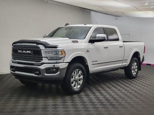 2019 RAM 3500 Limited Crew Cab 4x4 6'4' Box