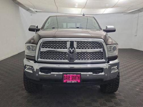 2018 RAM 2500 Laramie Crew Cab 4x4 6'4' Box