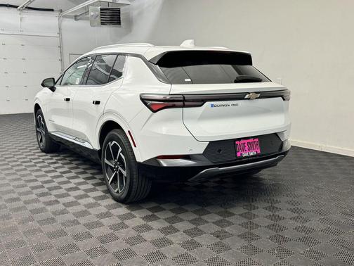 2024 Chevrolet Equinox EV 2LT
