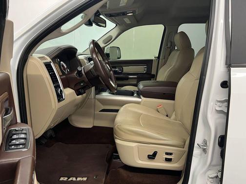 2017 RAM 1500 Laramie